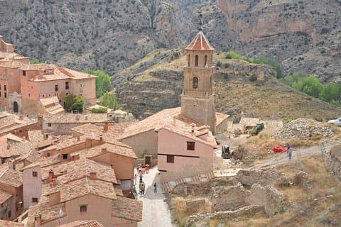 Touristic highlights of Albarracín on a Private half day tour with a local