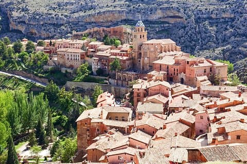 Gita giornaliera privata ad Albarracín da Valencia con un locale