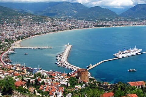 "Alanya City Tour: Completa l'avventura di un'intera giornata da Side!"