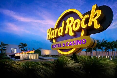 Hard Rock Hotel & Casino tur-retur fra (PUJ)