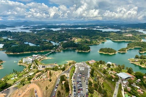 Private Guatapé & El Peñol Rock Tour from Medellín
