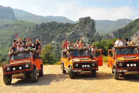 Den roligaste dagen: Kusadasi Jeep Safari för vänner och familjer
