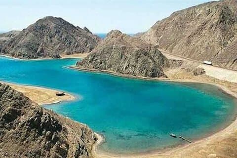 Excursion de plongée en apnée dans la réserve naturelle de Ras Mohamed avec l'île blanche en yacht