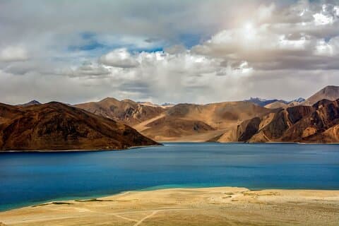 Explore Best of Ladakh in 5 Nights and 6 Days