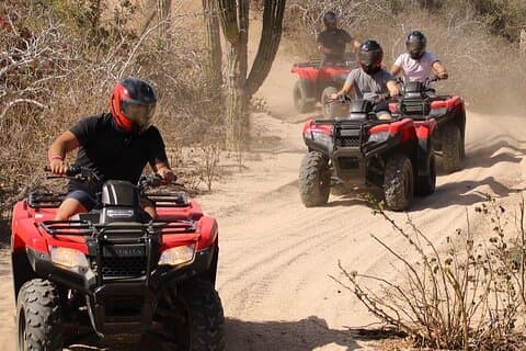 Aventura en cuatrimoto en Rancho San Cristobal Cabo San Lucas