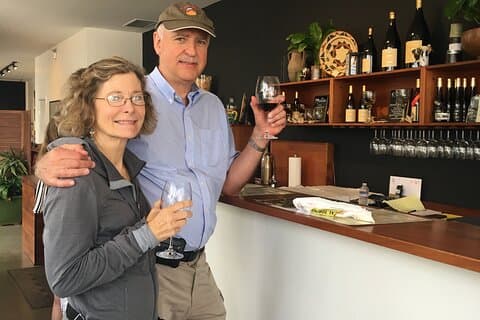Funk Zone Uncorked : Tour inmersivo en vino, arte, y helados