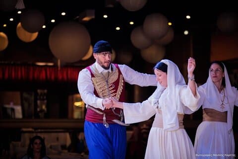 Cours de danse traditionnelle crétoise - Excursion d'une journée à La Canée