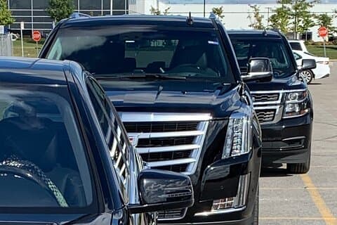 Fixed Price :- Private Transfers Niagara falls Hotel OR Pearson Toronto Airport