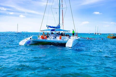 Isla Mujeres Tour on Catamaran with Open Bar, Buffet & Beach club