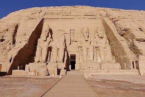 Private Full-Day Abu Simbel Guided Tour with Transportation
