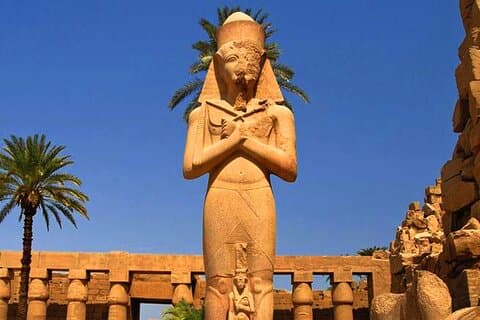 Halvdagstur för att besöka templen Luxor och Karnak