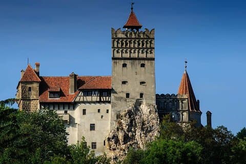Transsylvanië en het kasteel van Dracula, het kasteel van Brasov en Peles vanuit Boekarest