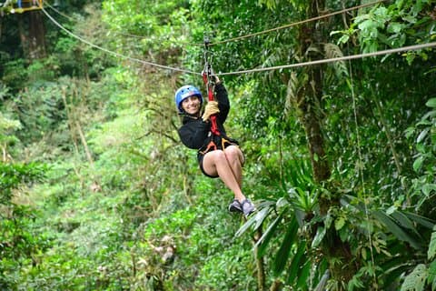 Combo zip line, Tarzán swing & White Water Rafting in Arenal