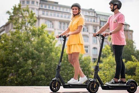 Visita lo mejor de París en scooter eléctrico (small group)