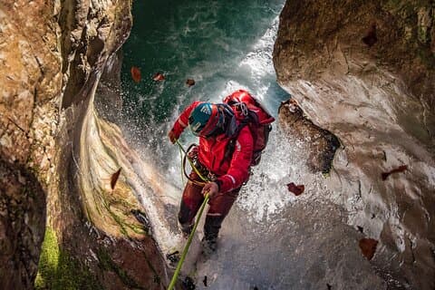 Private Half Day Canyoning Tour in Gordona