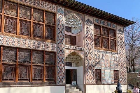 Sheki est une harmonie entre nature et architecture ( All inclusive )