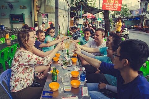 Visite touristique et street food de Saigon En scooter avec étudiant