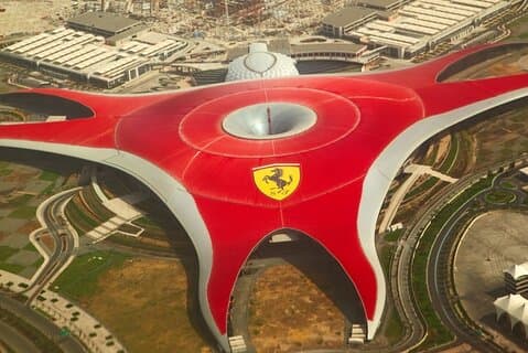 2 Dagar 2 Park- Ferrari World + Yas Waterworld Eller Warner Bros World Från Dubai