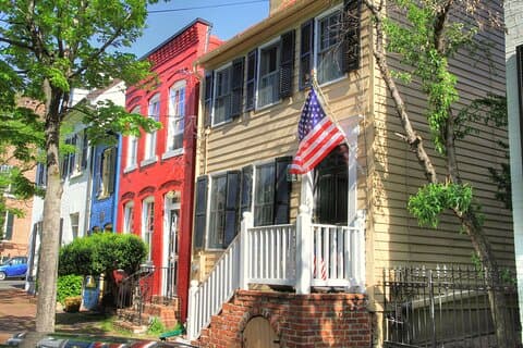 Mount Vernon Guided Estate Tour plus Old Town Alexandria from DC