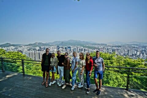 Premium Private DMZ Tour & (Hängebrücke oder N-Tower) inklusive Mittagessen