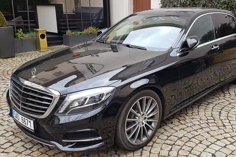BUDAPEST by luxury Mercedes