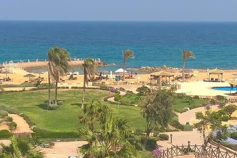 Ganztägige private Tour nach Ain Sokhna am Roten Meer von Kairo und Gizeh