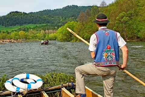 Desde Cracovia: tour privado de rafting en el río Dunajec de día completo