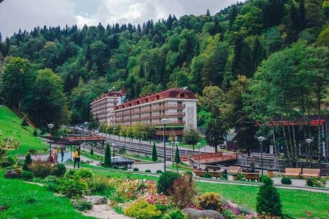Tur til Sairme Resort, Thermal Pool og Geguti Castle