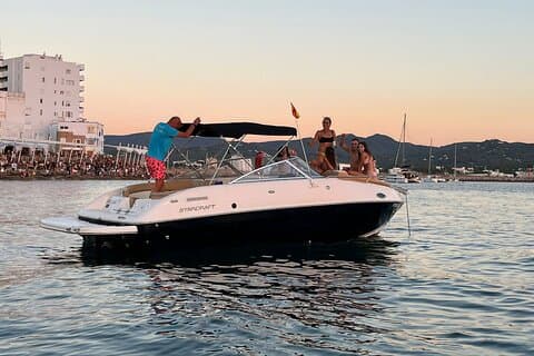 7-Stunden-Bootsverleih auf Ibiza