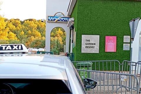 Privater Transfer: Flughafen Zadar The Garden Croatia (Tisno/Murter/Jezera)