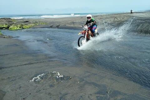 Bali Dirt Bike Adventure Tour Privado