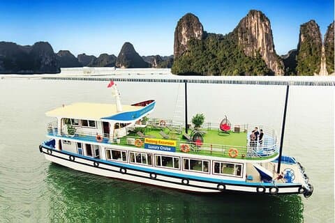 Halong Excursion Cruise with Kayaking, Swimming & Cave Visit