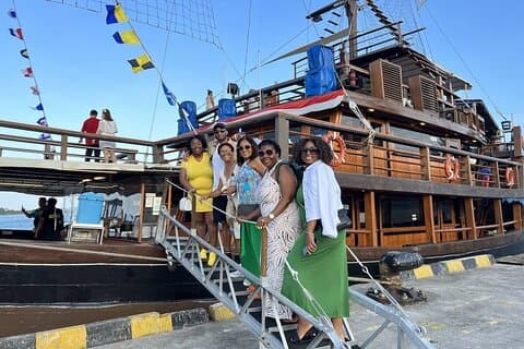 Bali Dinner Cruise & Uluwatu Temple Experience (Privat & All-Inclusive)