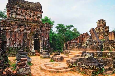 Explore My Son Sanctuary by Jeep: Half-Day Adventure from Hoi An