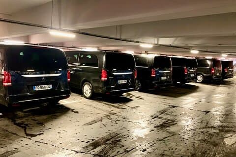 Privétransfer van Parijs naar CDG met professionele chauffeur