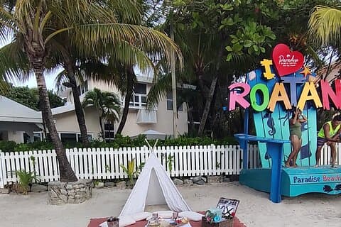 Roatan Beach und Tour