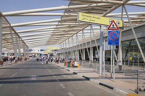 Privater Transfer zum Flughafen Kairo