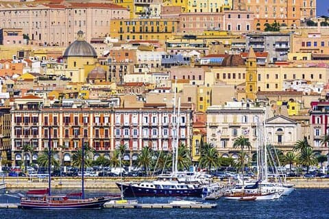 Halvdags guidet tur i Marina District i Cagliari