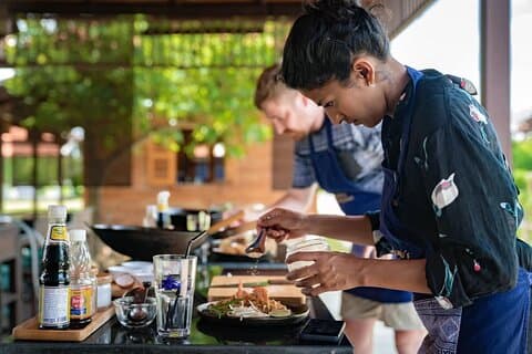 Clase de cocina tailandesa de la granja orgánica de Chiang Mai