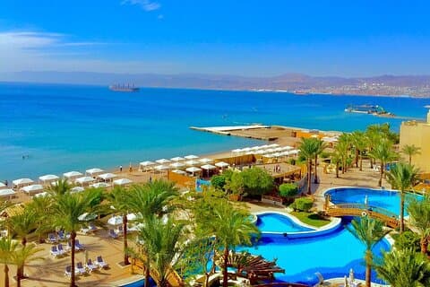 Hassle-Free Aqaba South Beach to Wadi Rum Transfer – 24/7 Service