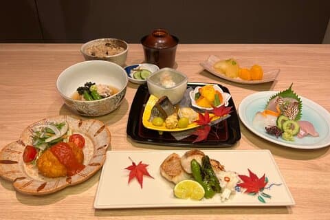 Cours guidé de cuisine japonaise pour le déjeuner de 2 heures à Kagurazaka
