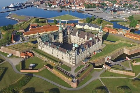 Gems of Helsingør - Private Walking Tour for Couples