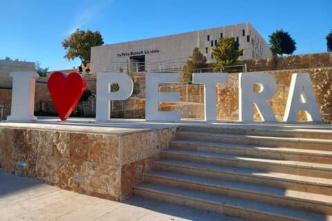 Dagstur til Petra med ferge fra Sharm el Sheikh