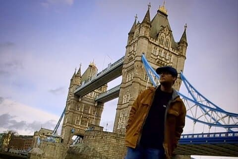 Londra con un locale (storico)