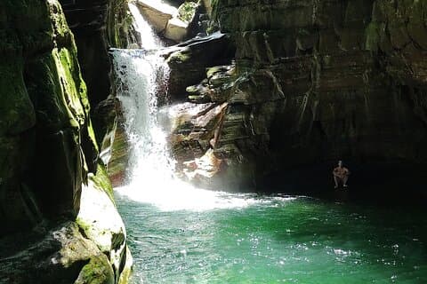 The Jaguar Fountain / Immerse yourself in the jungle of Jujuy