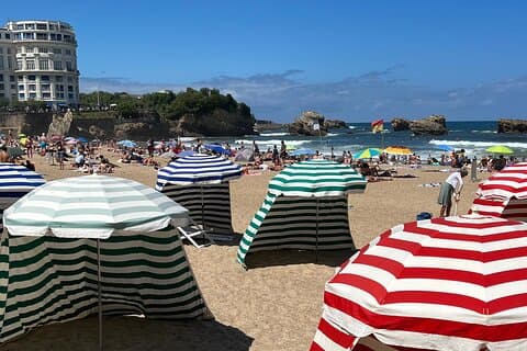 Tour privato di un'intera giornata Biarritz, Saint Jean de Luz e Socoa da SS