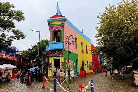 Explore Buenos Aires: Private Half-Day Tour with Local Guide