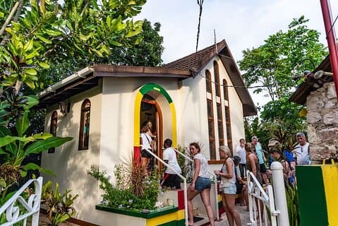 Maison et mausolée de Bob Marley à Nine Miles, visite privée de St Ann