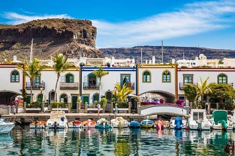 Bus zum lokalen Markt von Puerto de Mogan