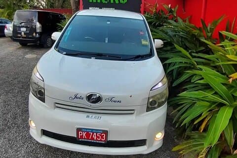 Serviços de transporte e transferência de hotéis/AirBnb em Montego Bay
